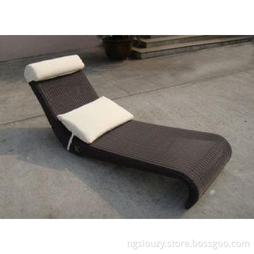 All Weather Dark Brown Rattan Sun Lounger For Home Balcony